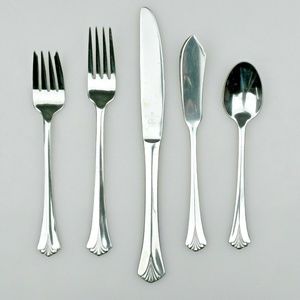 New Pfaltzgraff Ashcroft Stainless Flatware  5 pc placesetting